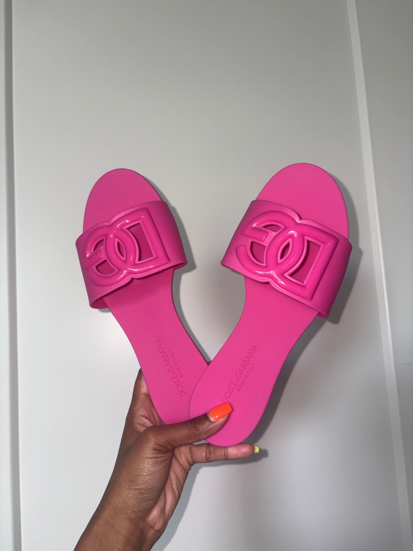 Dupe pink d&g sandals